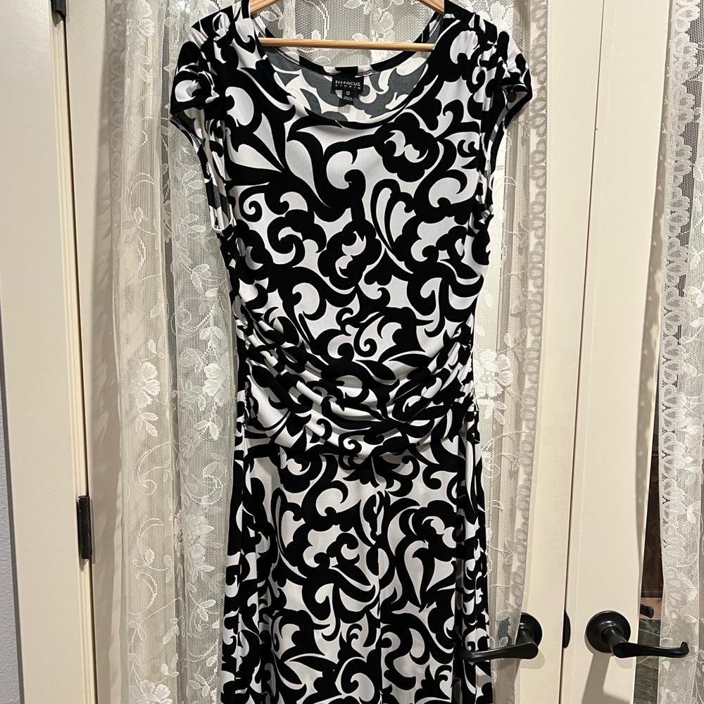 En Focus Studio Dress